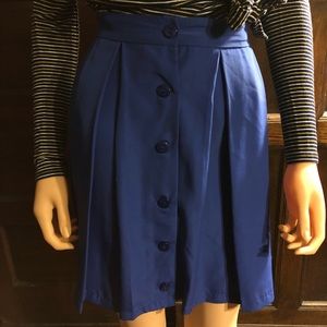 Pleated skirt